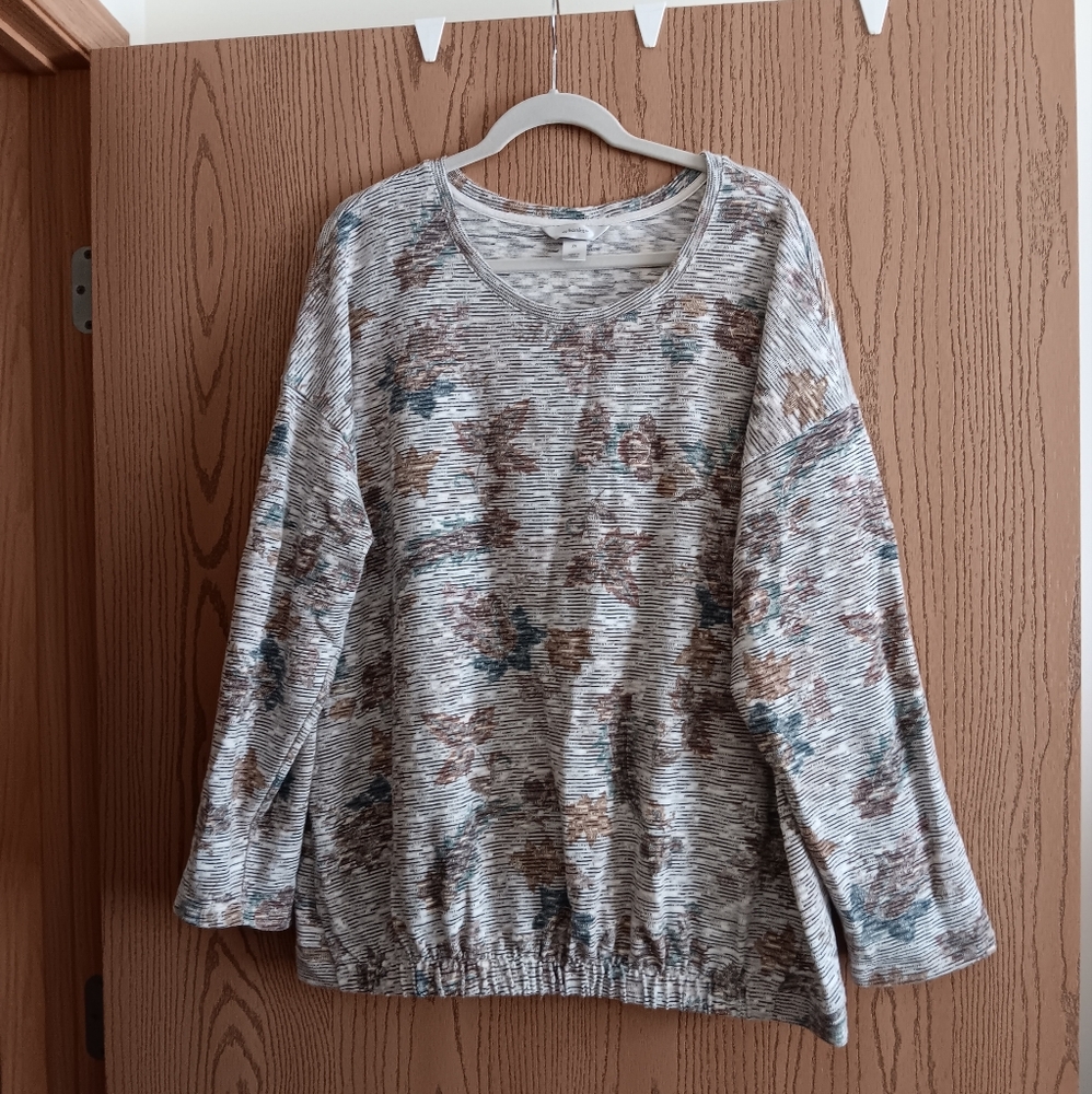 CJ Banks Multicolor Leaves Top